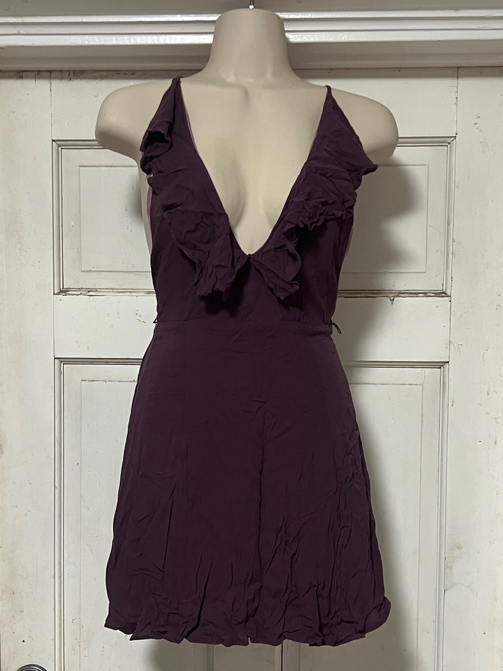 Forever 21 Plum Purple Ruffle V-Neck Mini Dress S